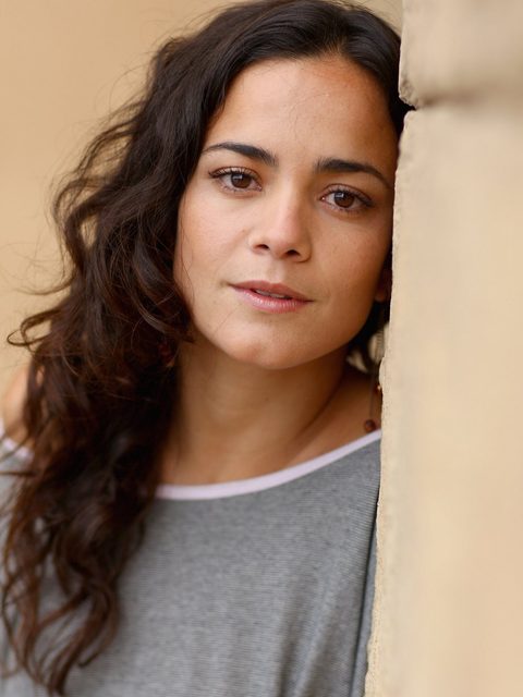Alice Braga