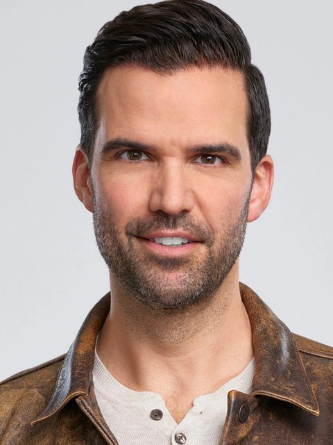 Benjamin Ayres