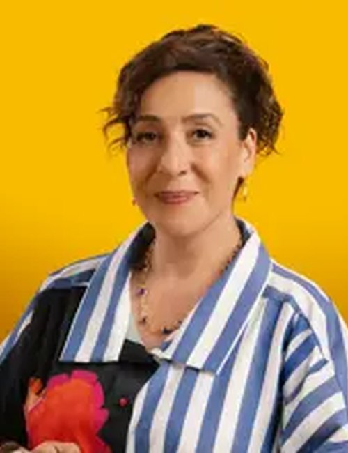 Binnur Kaya