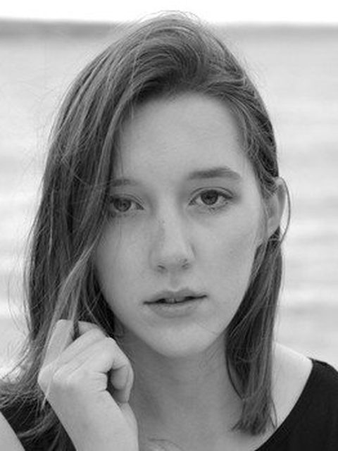Élizabeth Adam