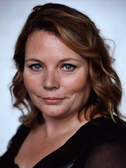 Joanna Scanlan