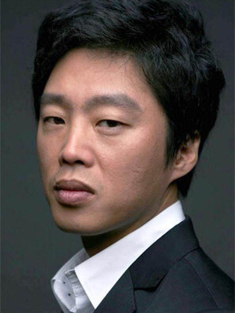 Kim Hee Won