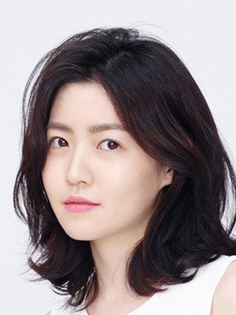 Shim Eun-kyung