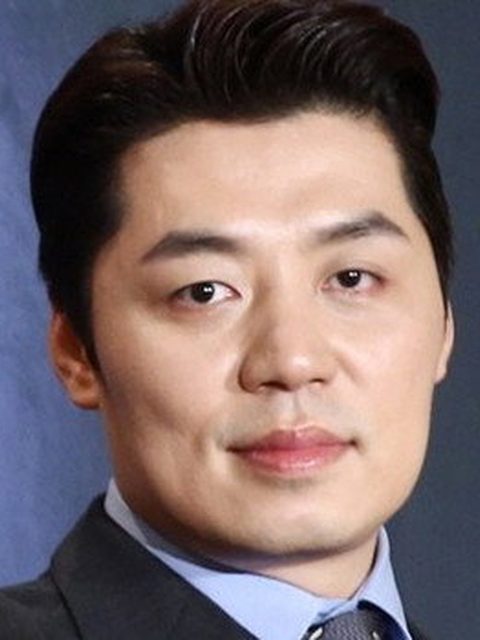 Song Hoon