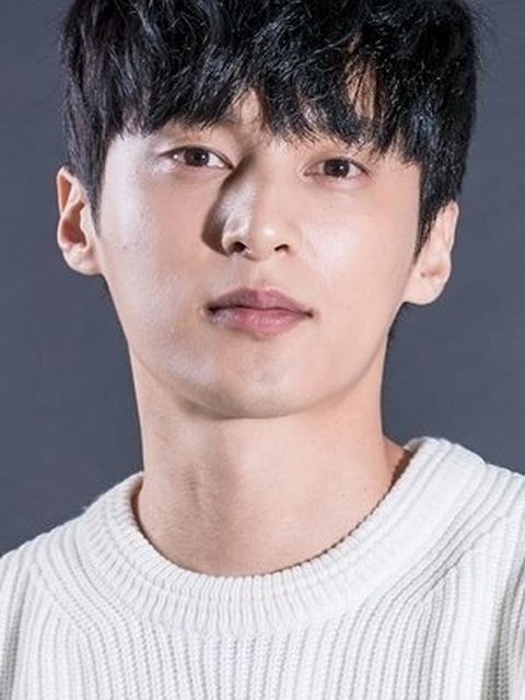 Yoon Sun Woo